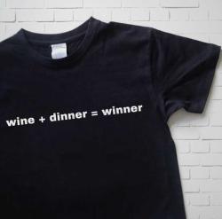 Футболка мужская wine + dinner = winner