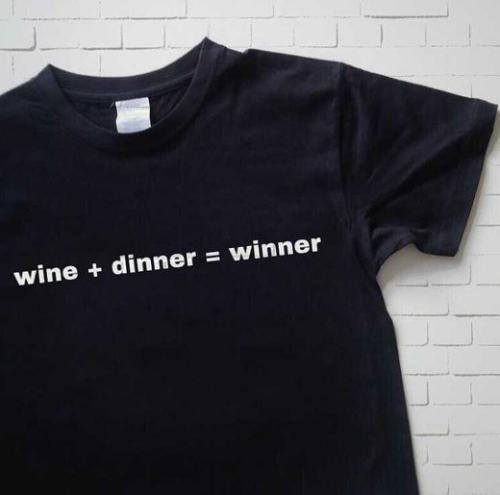 Изображение Футболка мужская wine + dinner = winner